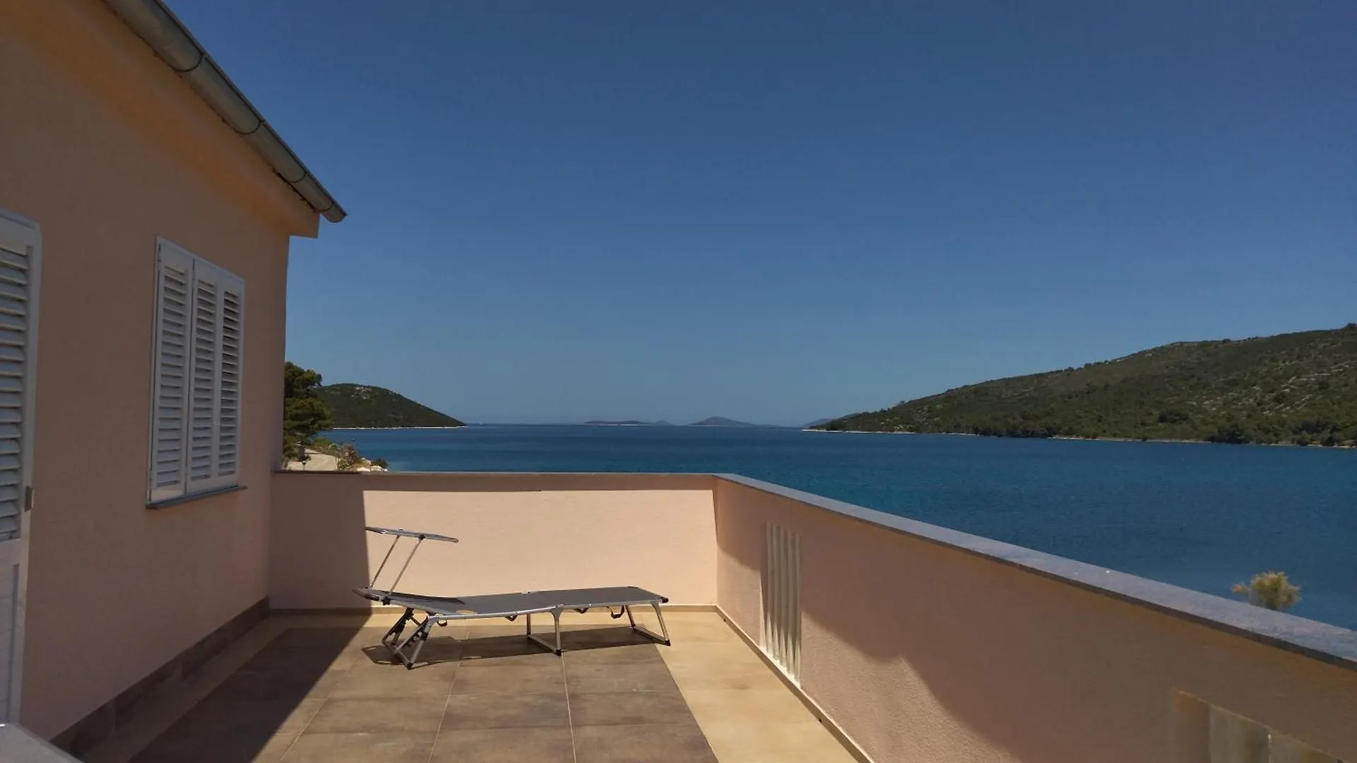 Holiday home Holiday House Soline Veli Rat Croatia