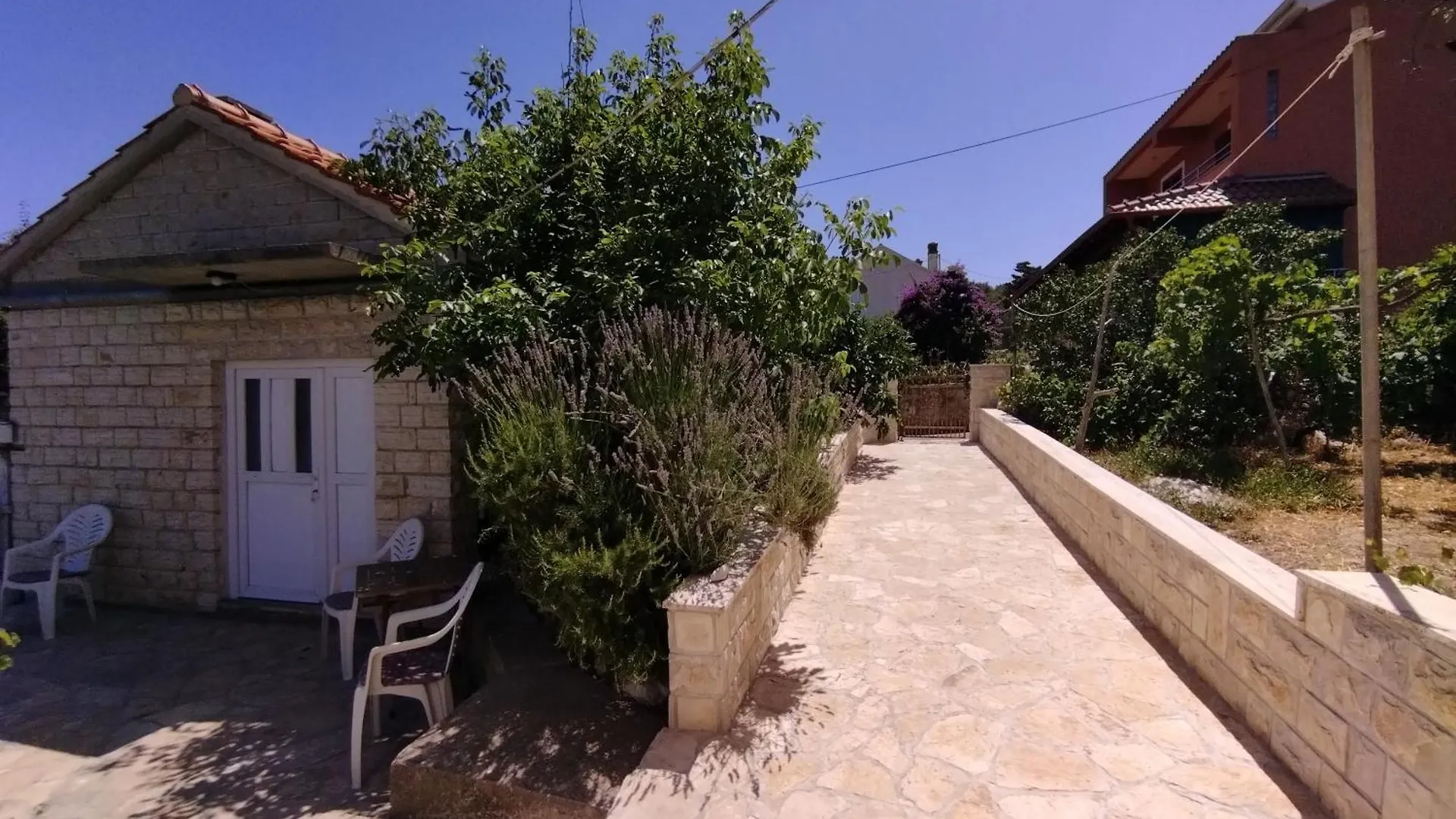 Holiday House Soline Veli Rat